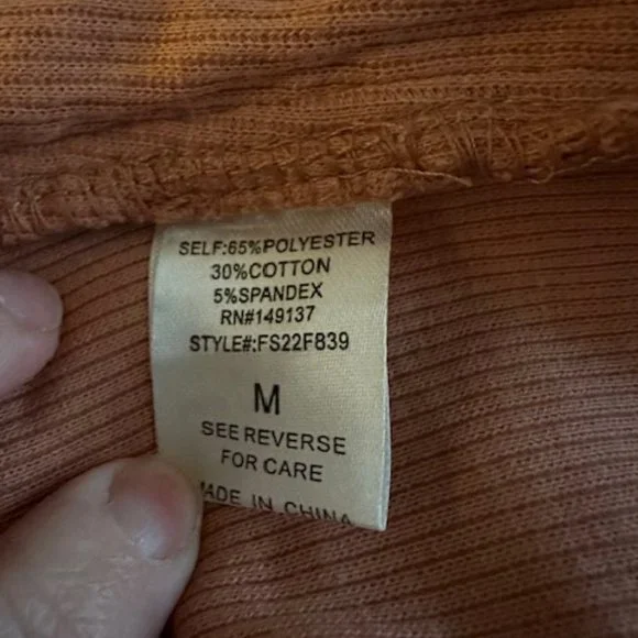 Pink double O ring Cropped Top  4203  NWT Boutique - Picture 6 of 10